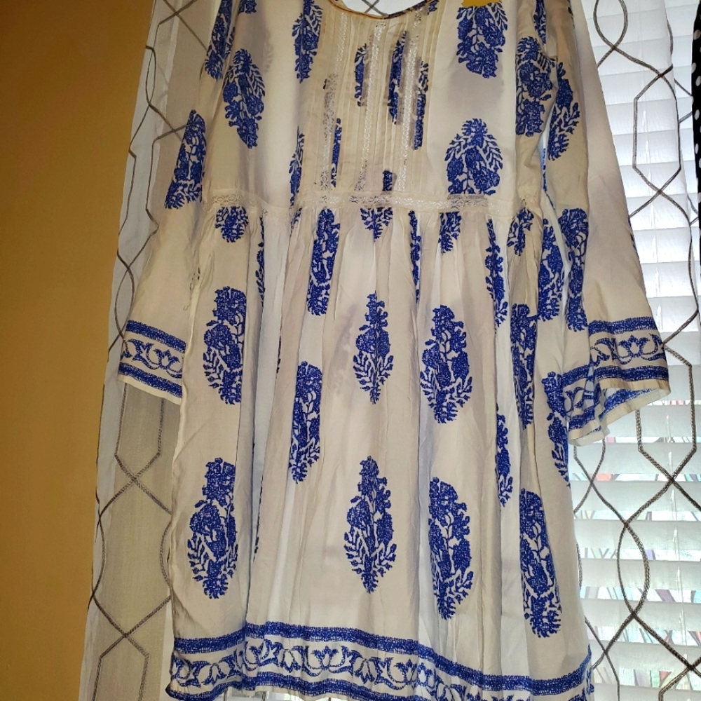 Velzera BoHo top